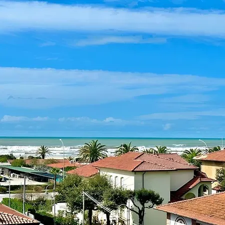 Golden Luxe - Incredibile A 2 Passi Dal Mare * Marina di Pietrasanta